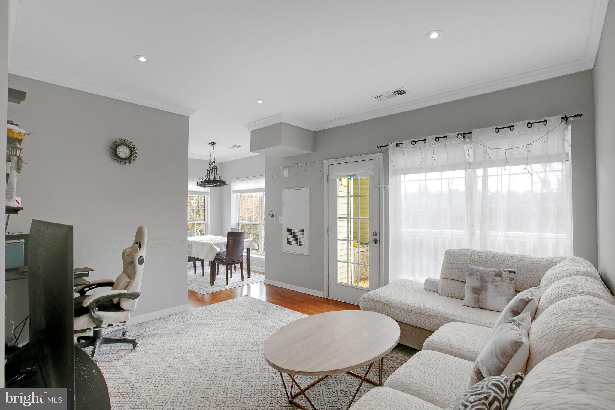 4551 STRUTFIELD LANE 4337
