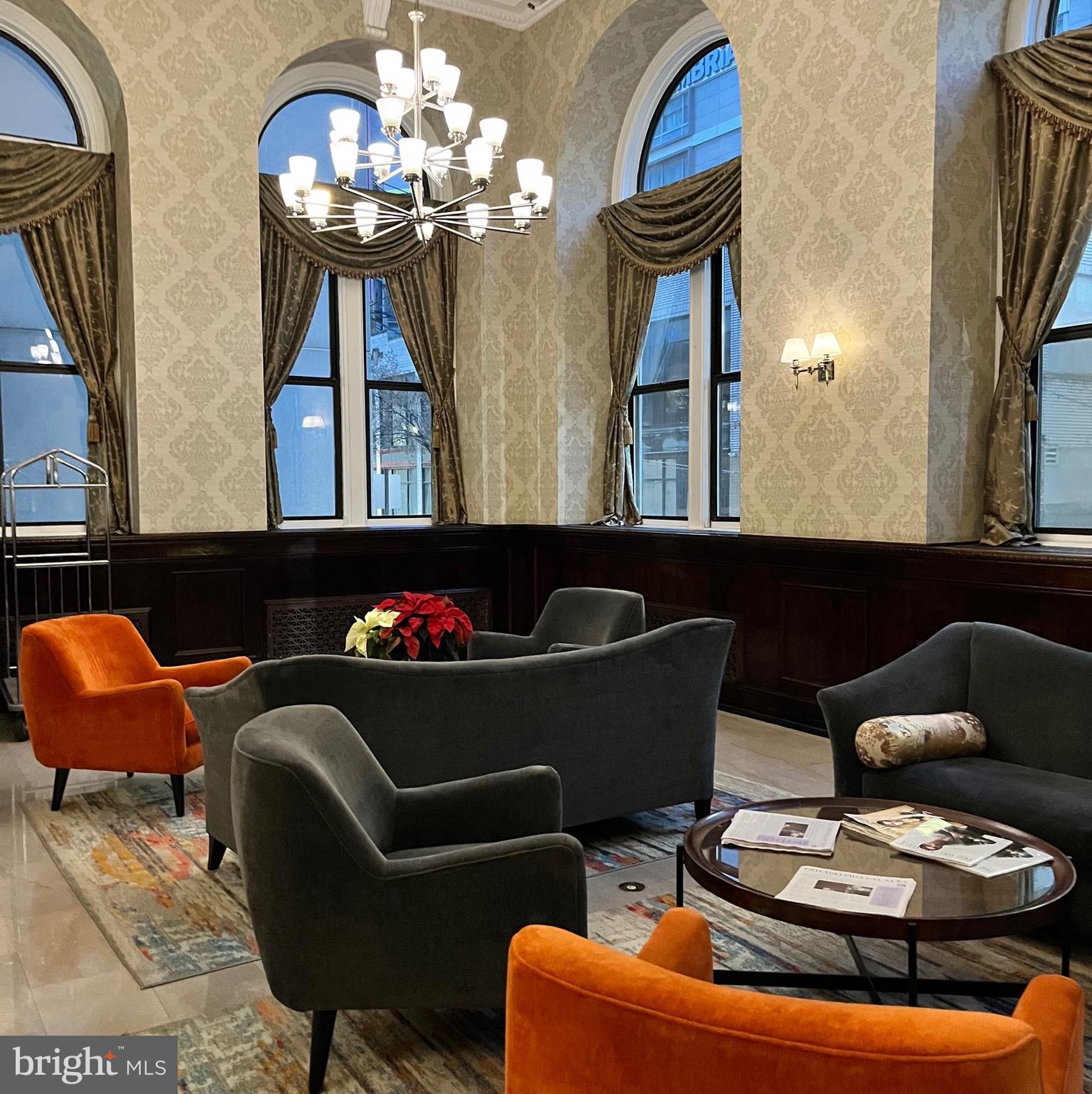 AVENUE OF THE ARTS - Residential