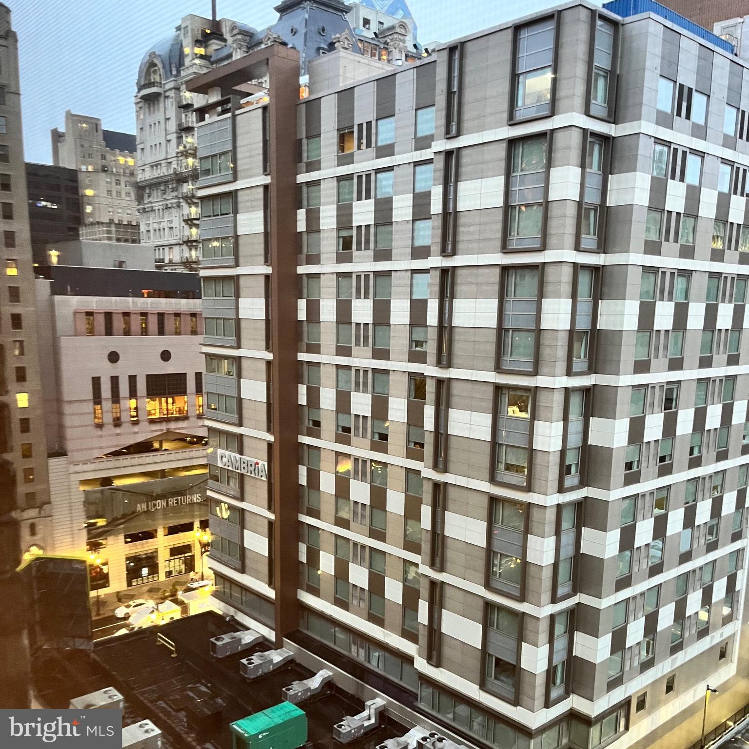 AVENUE OF THE ARTS - Residential