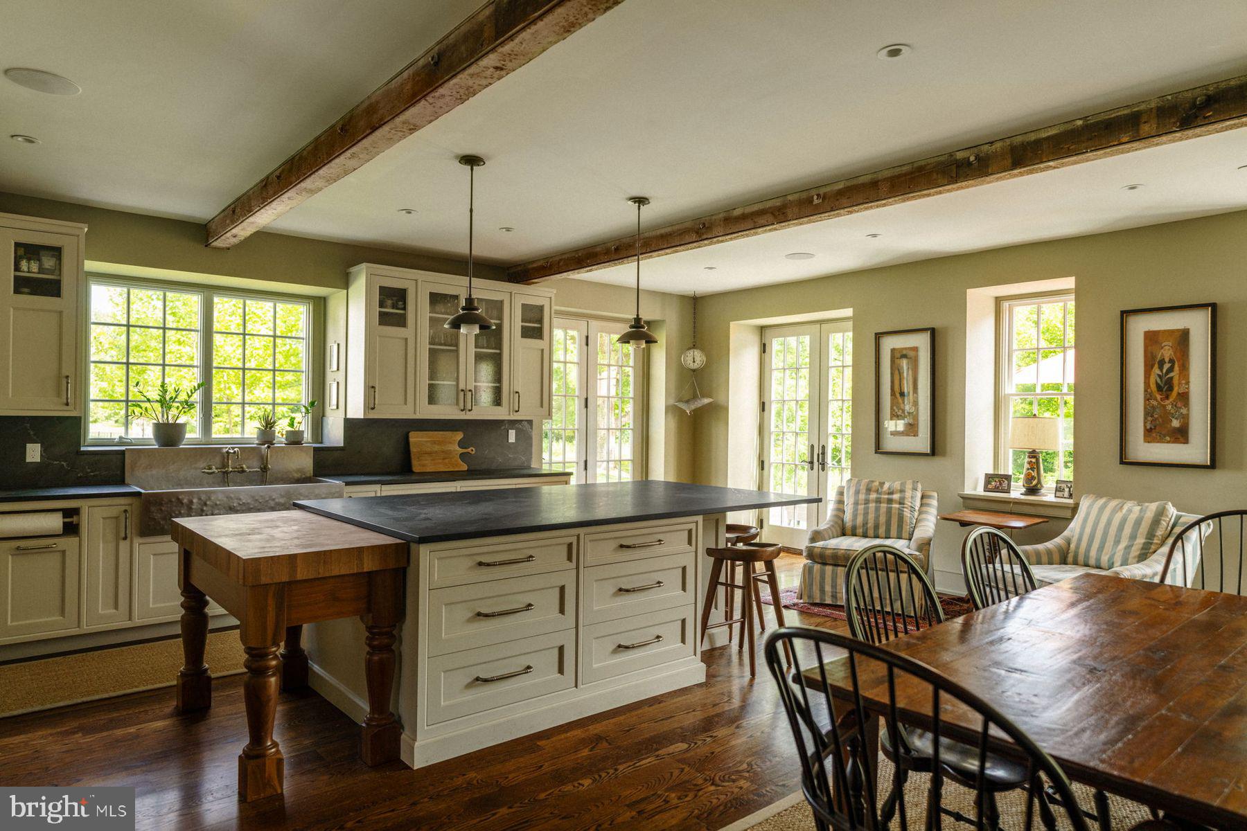 FORT WASHINGTON - Residential