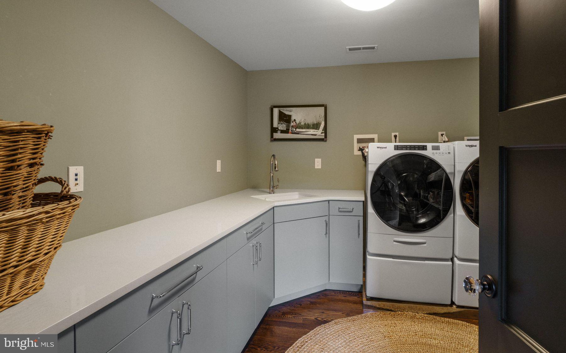 FORT WASHINGTON - Residential