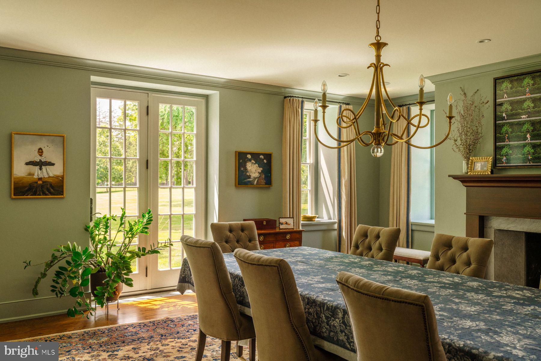 FORT WASHINGTON - Residential