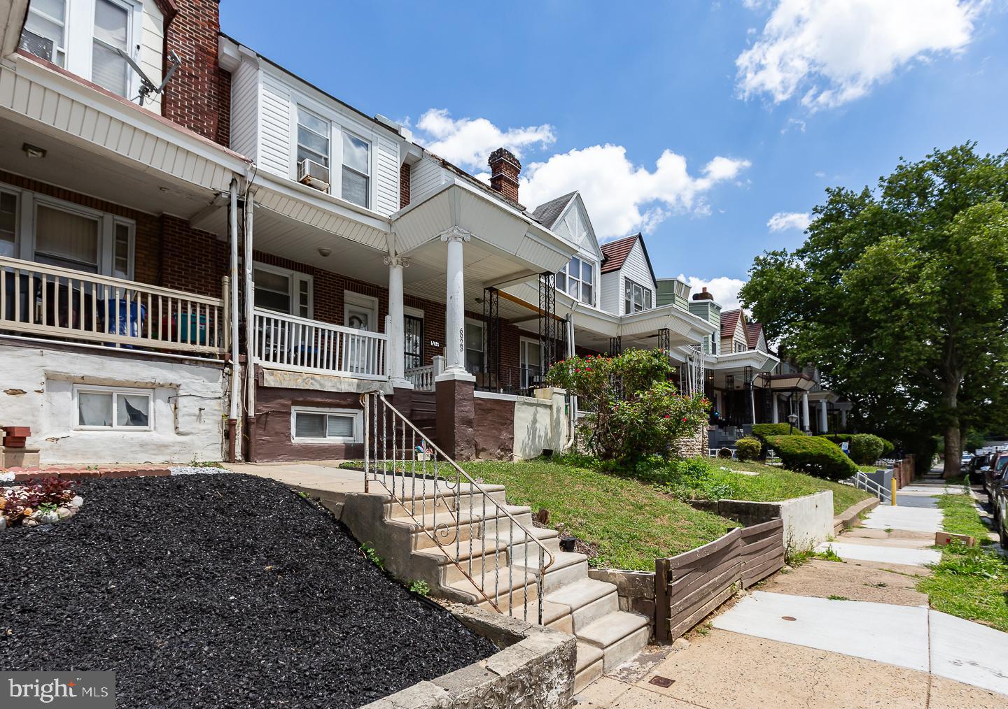 WEST OAK LANE - Residential