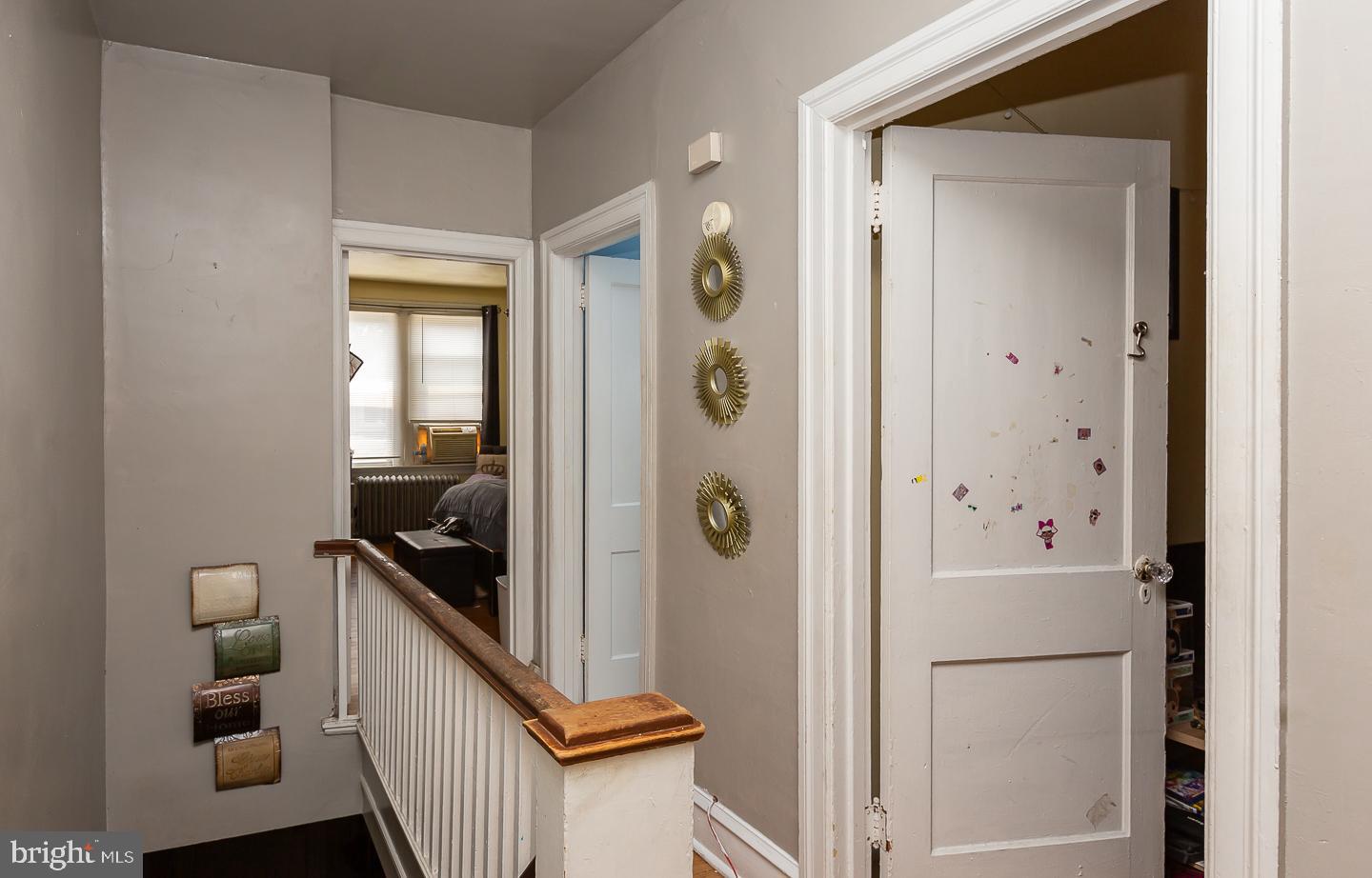 WEST OAK LANE - Residential