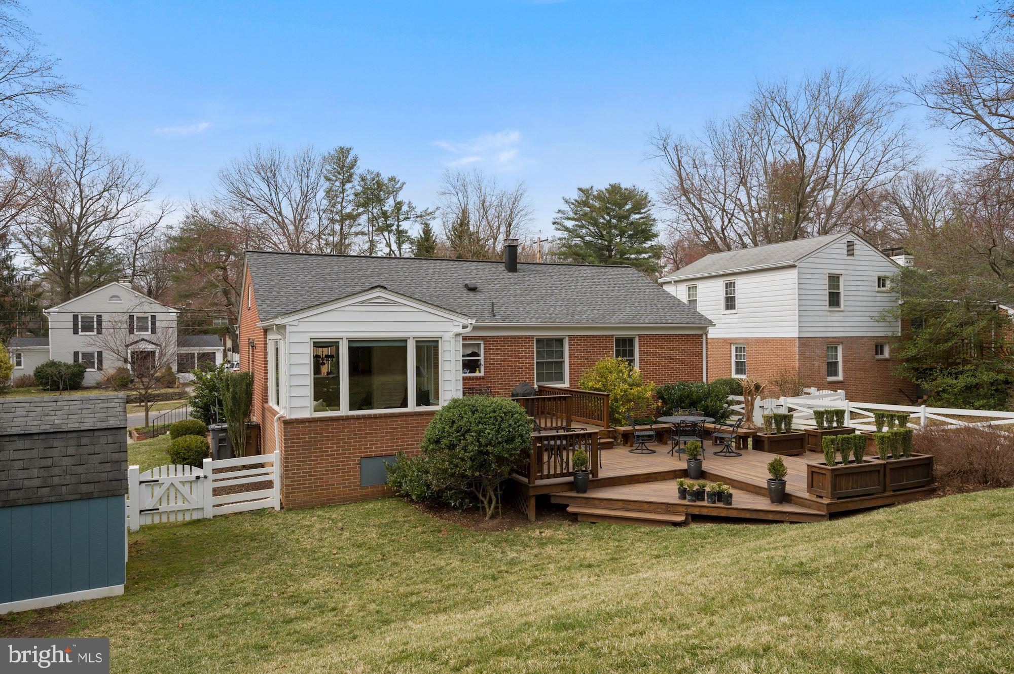 ROCKVILLE ESTATES - Residential