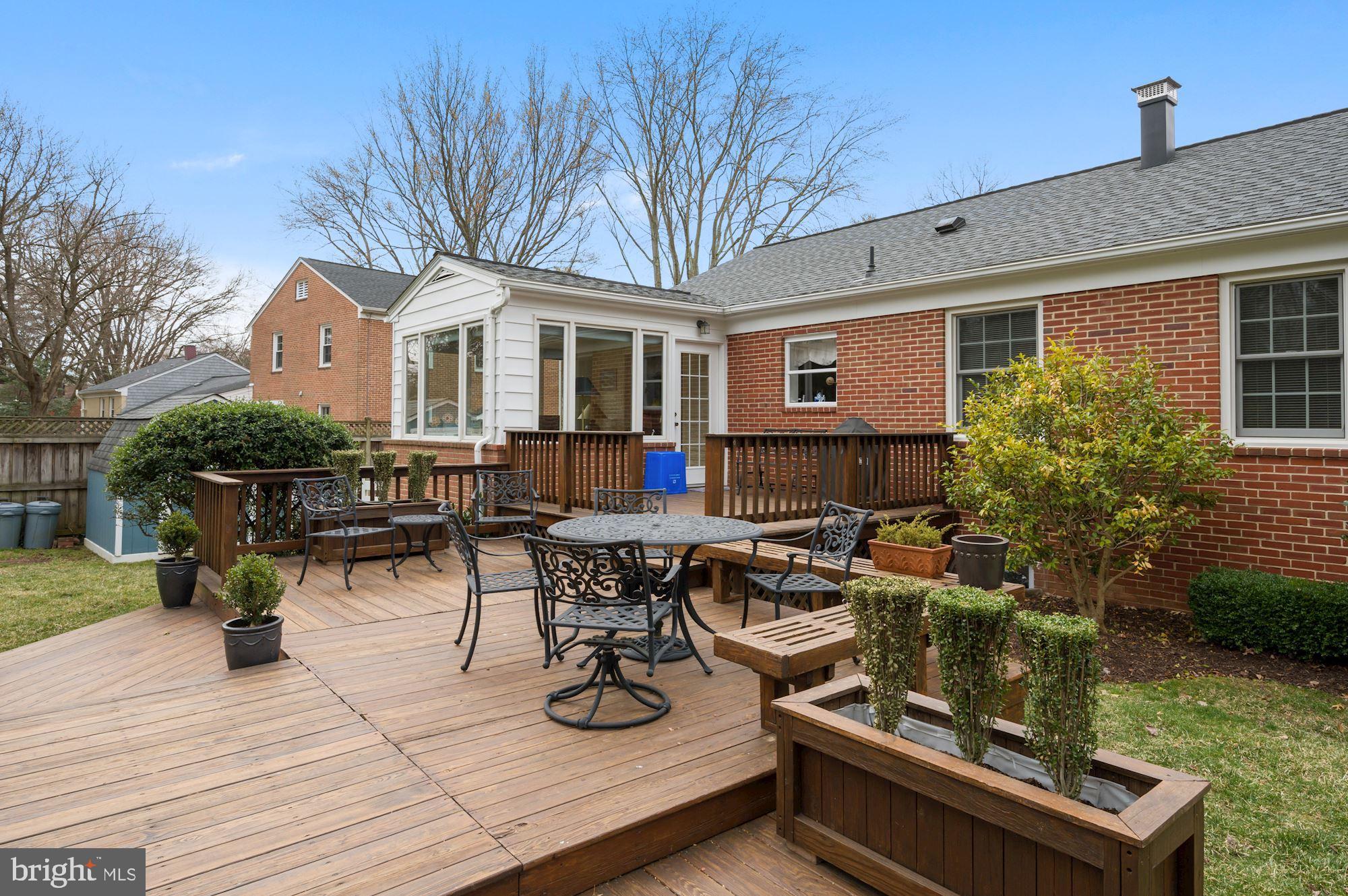 ROCKVILLE ESTATES - Residential