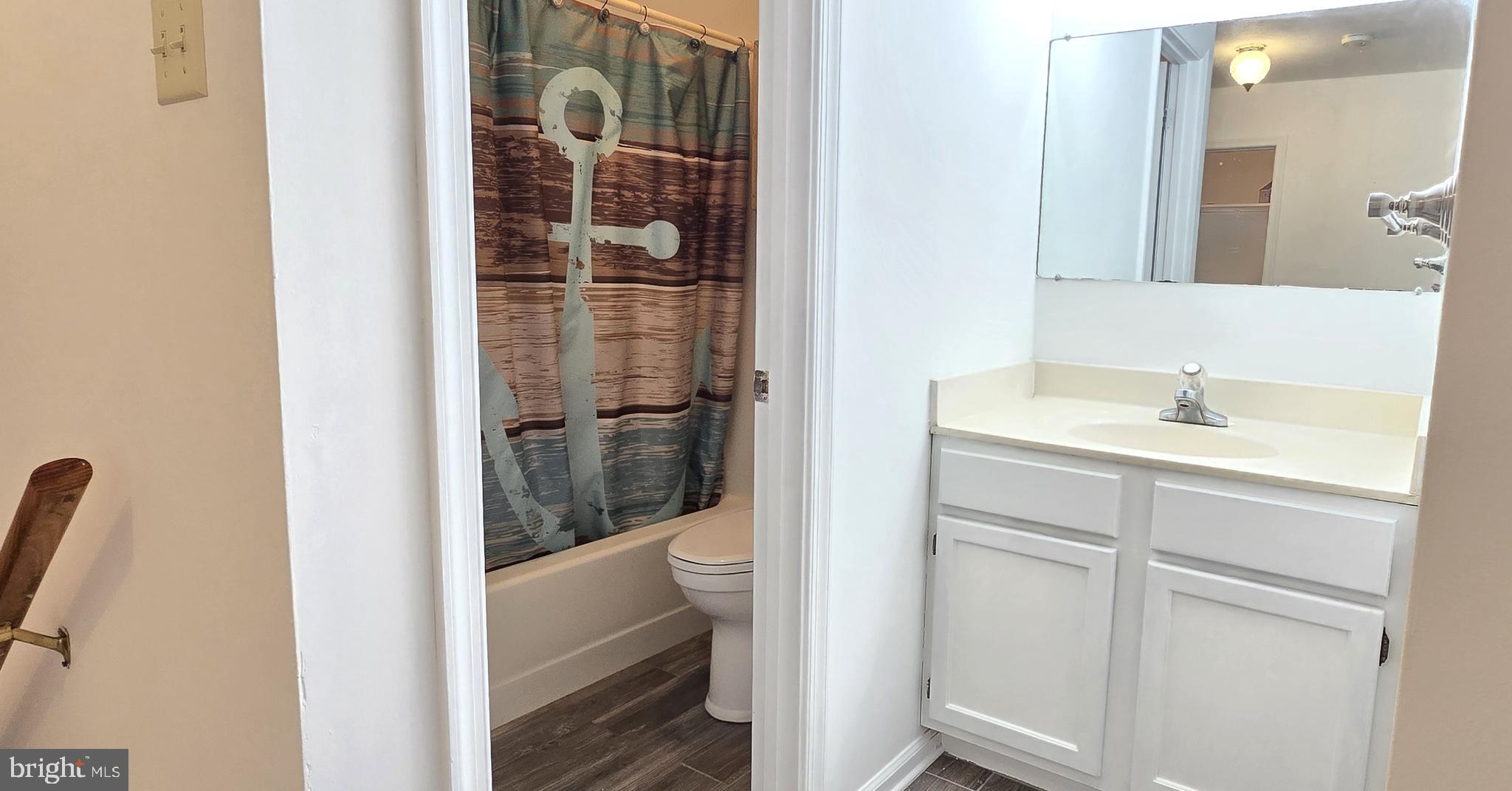 LAKE HOLIDAY ESTATES - Residential