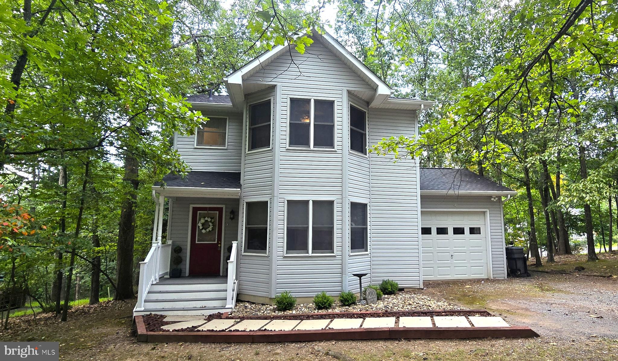 LAKE HOLIDAY ESTATES - Residential