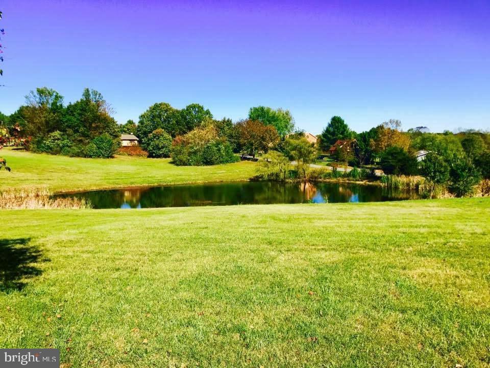 LAKE HOLIDAY ESTATES - Residential