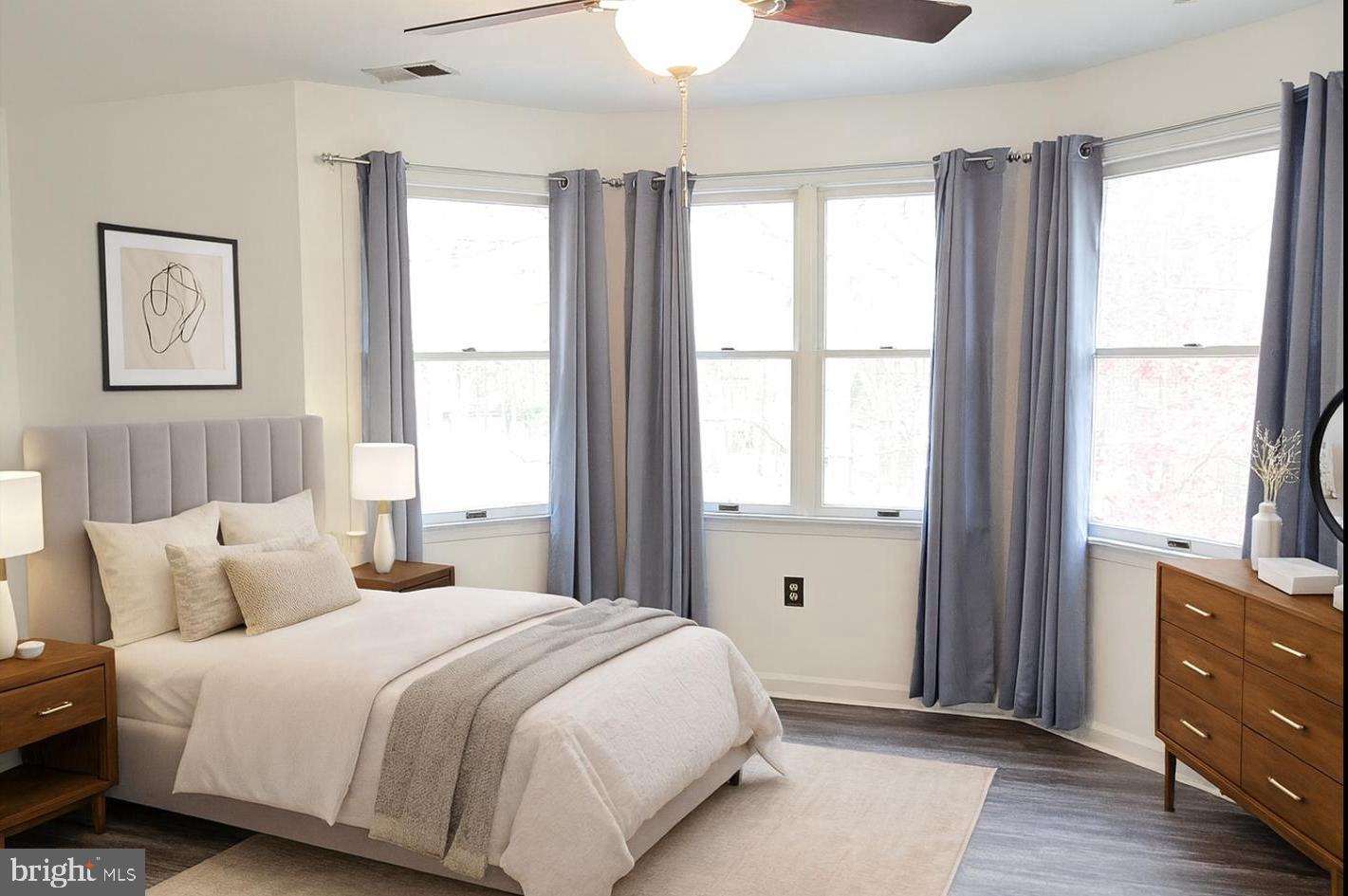 LAKE HOLIDAY ESTATES - Residential