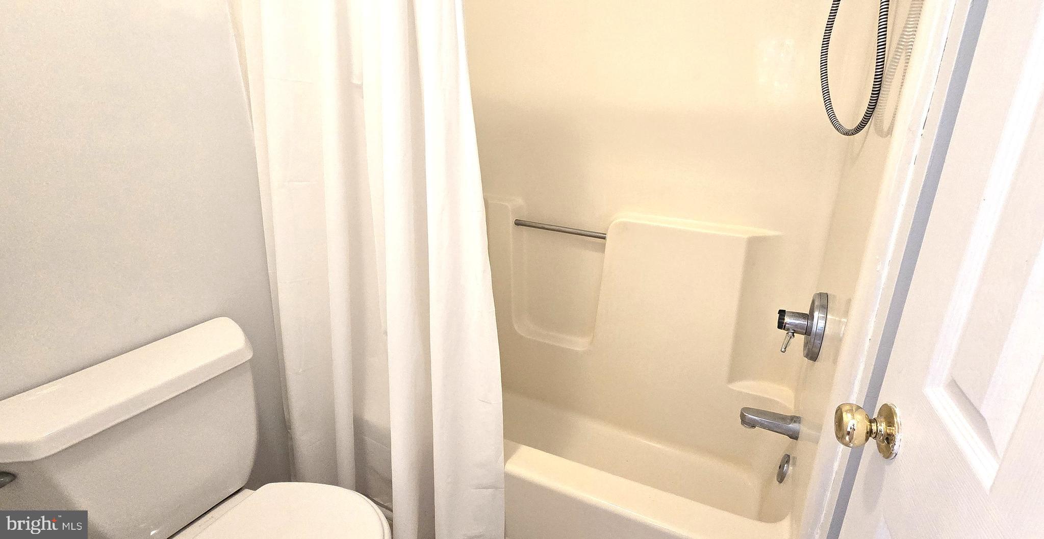 LAKE HOLIDAY ESTATES - Residential