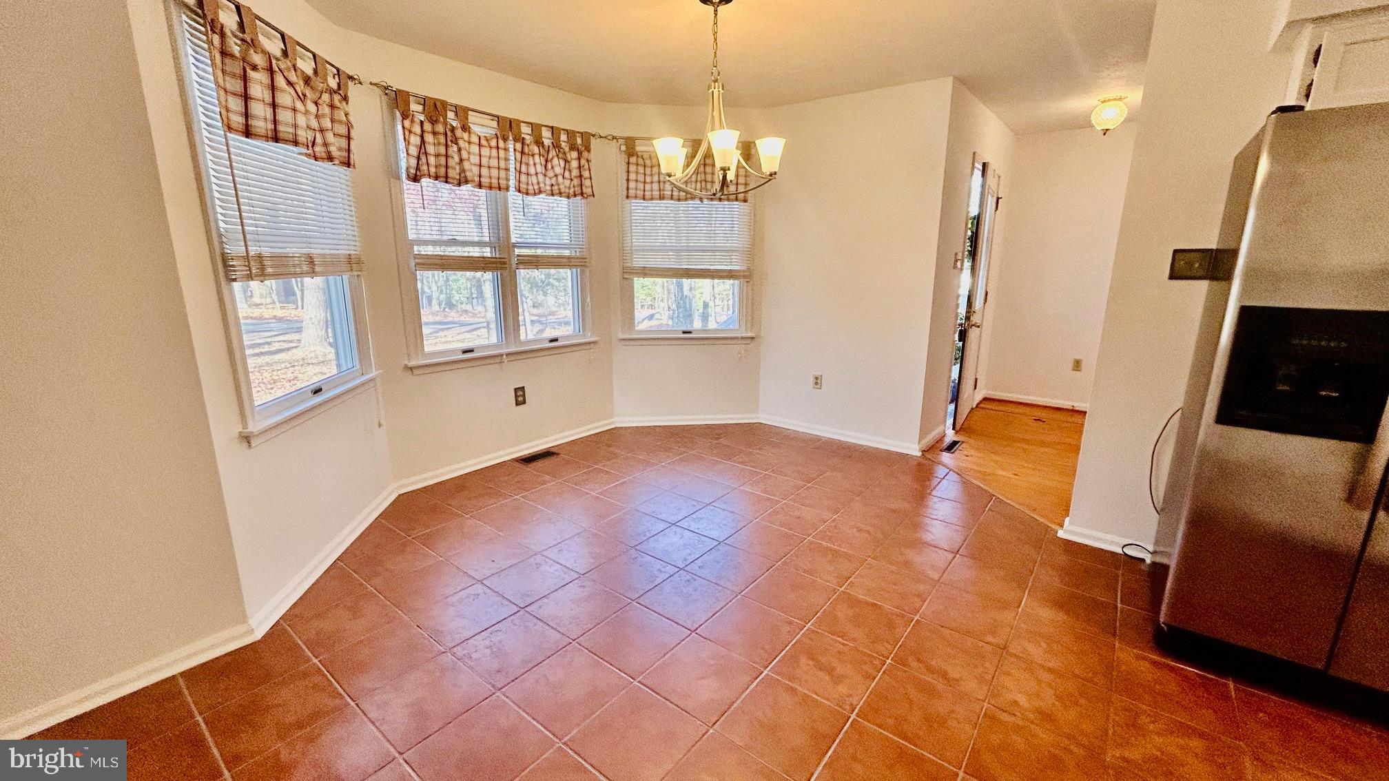 LAKE HOLIDAY ESTATES - Residential