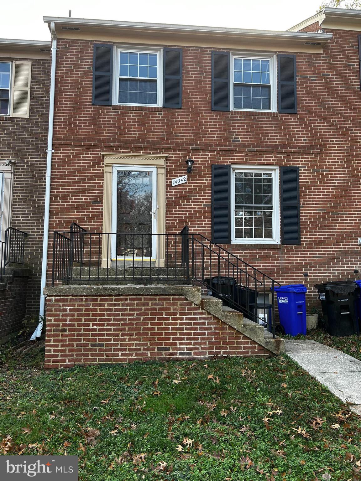 Beautiful Townhome in highly desirable part of Laurel. Good sized bedrooms. Brand new bathrooms, granite kitchen countertops, fresh paint, solid brick front. Close to very good schools and shopping, in a lovely neighborhood. Welcome home!!!