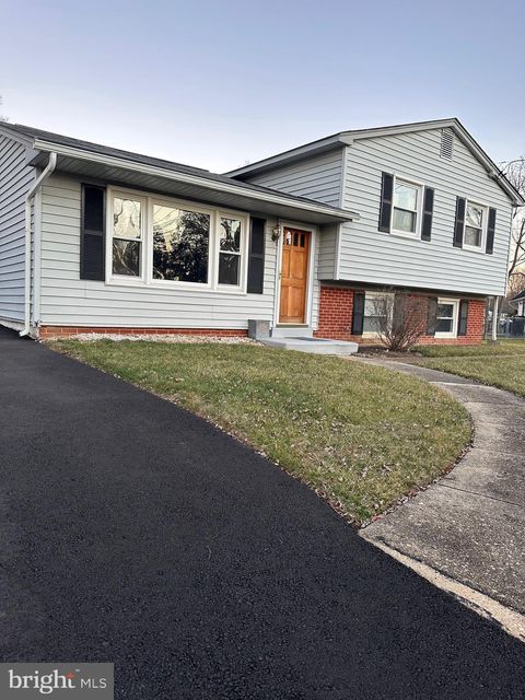 8019 BECKNER COURT ALEXANDRIA VA 22309