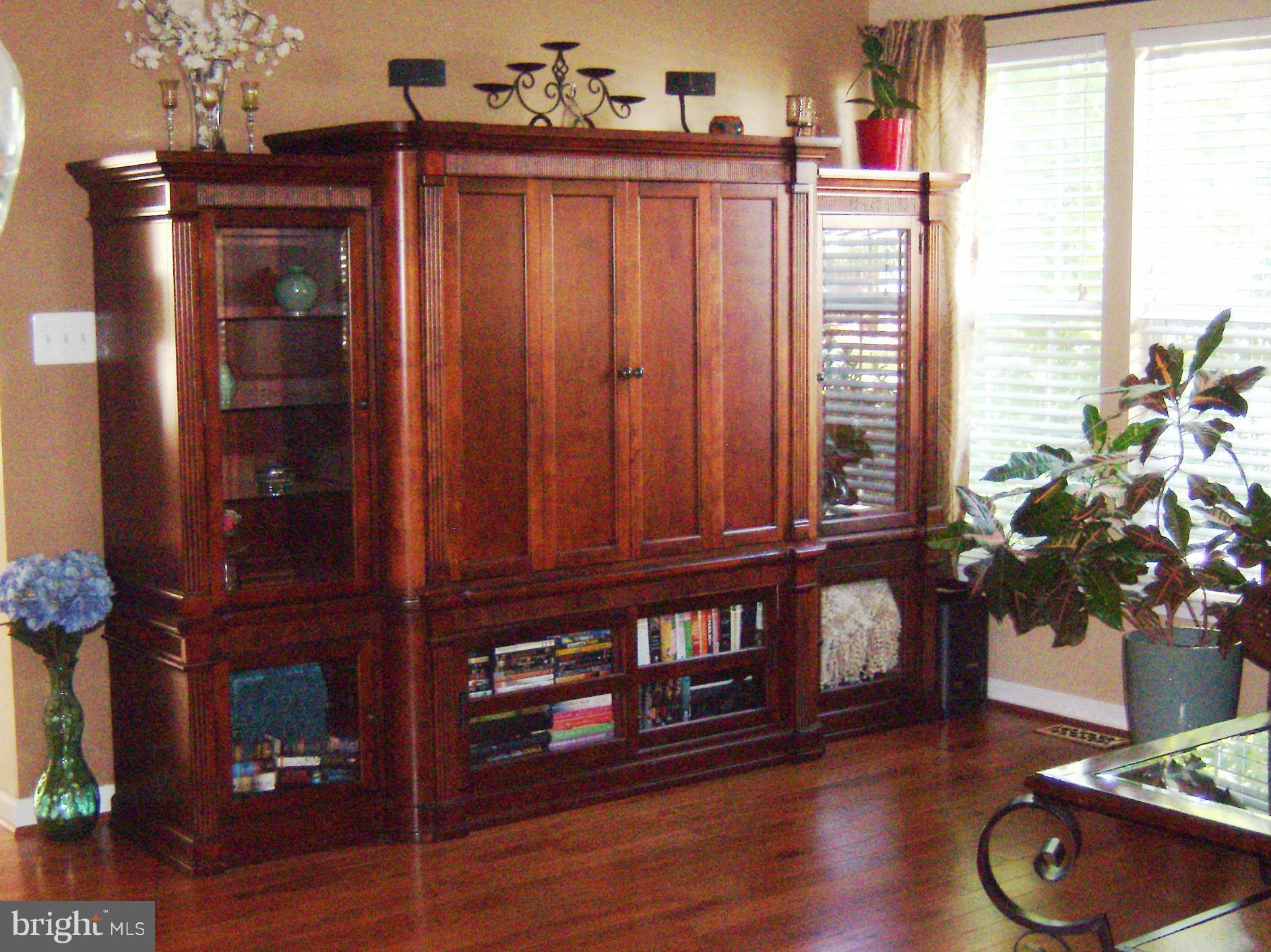 GREENHILL CROSSING - Residential