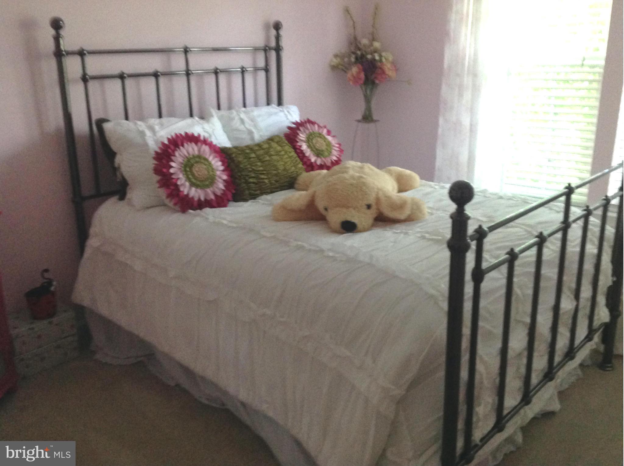 GREENHILL CROSSING - Residential