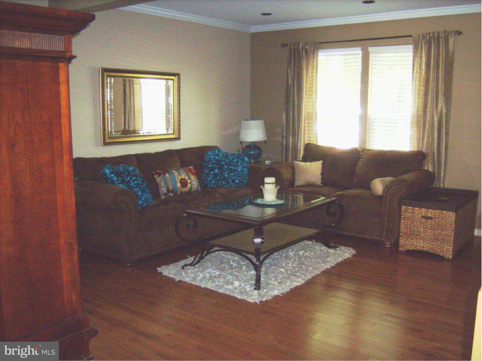 GREENHILL CROSSING - Residential