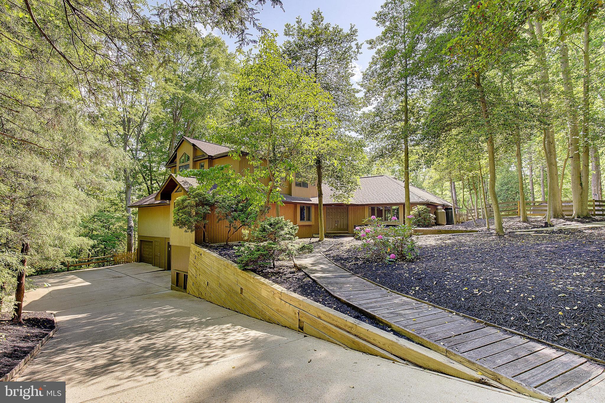 THE RIDGES - Residential