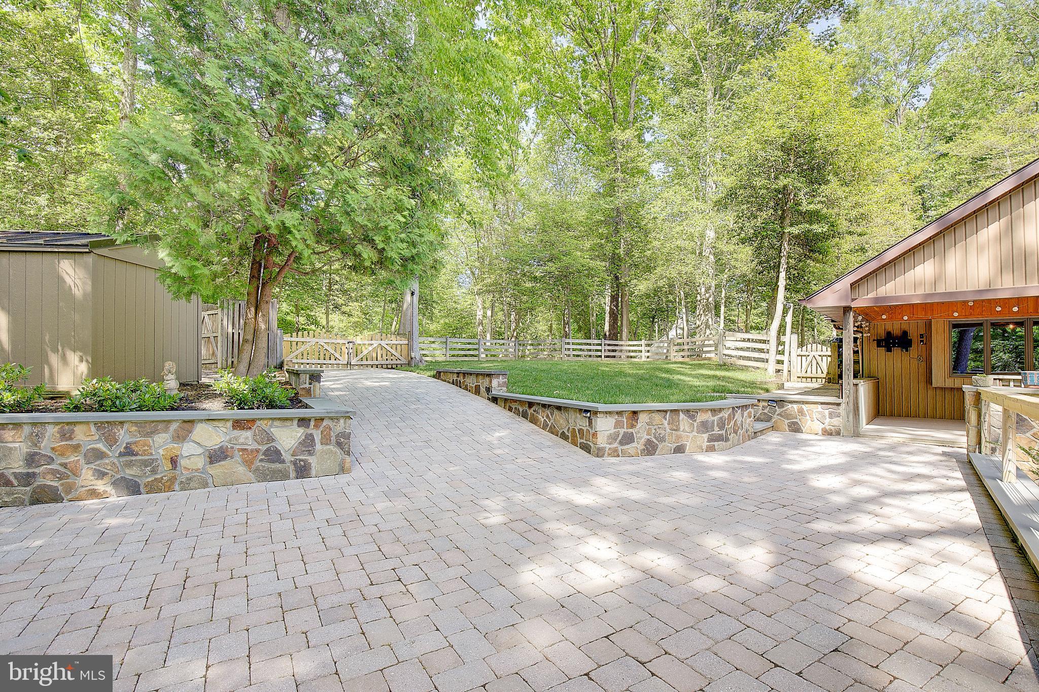 THE RIDGES - Residential