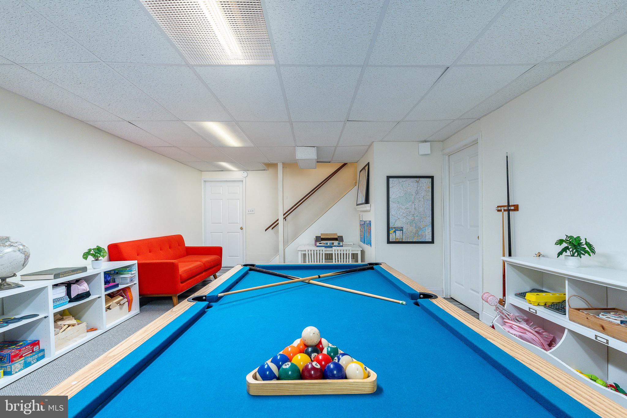 HUNTERS RUN - Residential