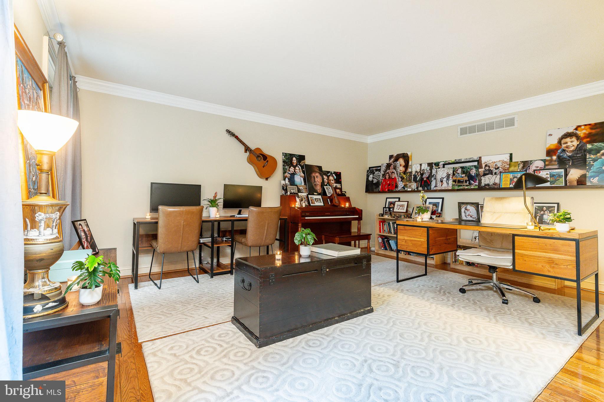 HUNTERS RUN - Residential