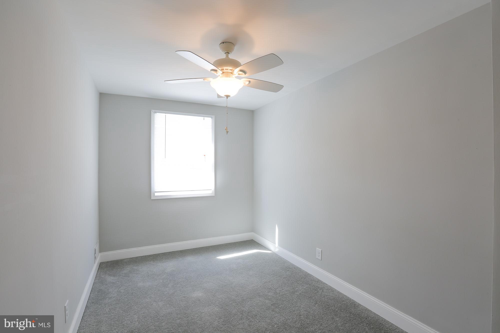 WEST HILLS - Residential