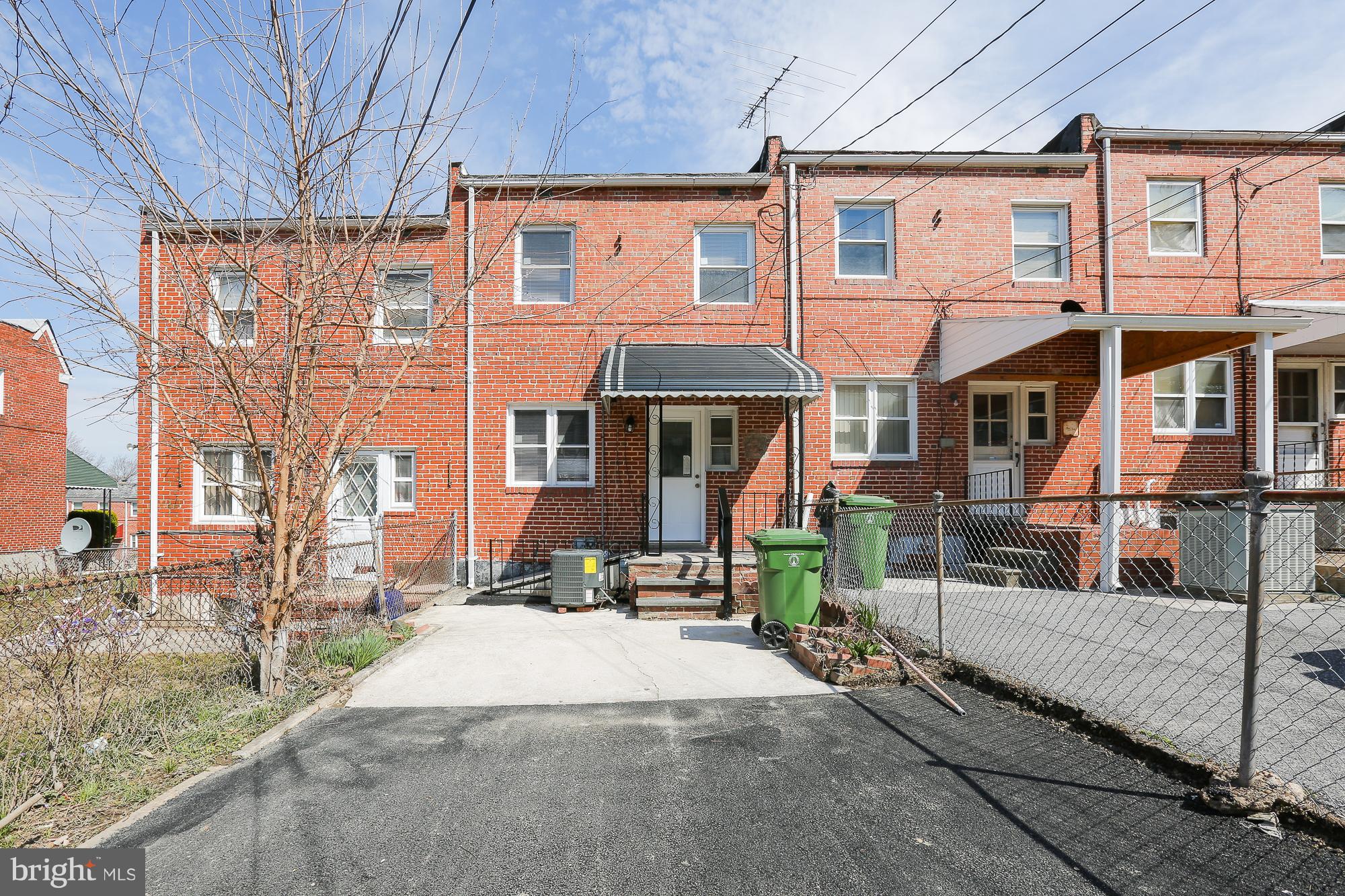 WEST HILLS - Residential