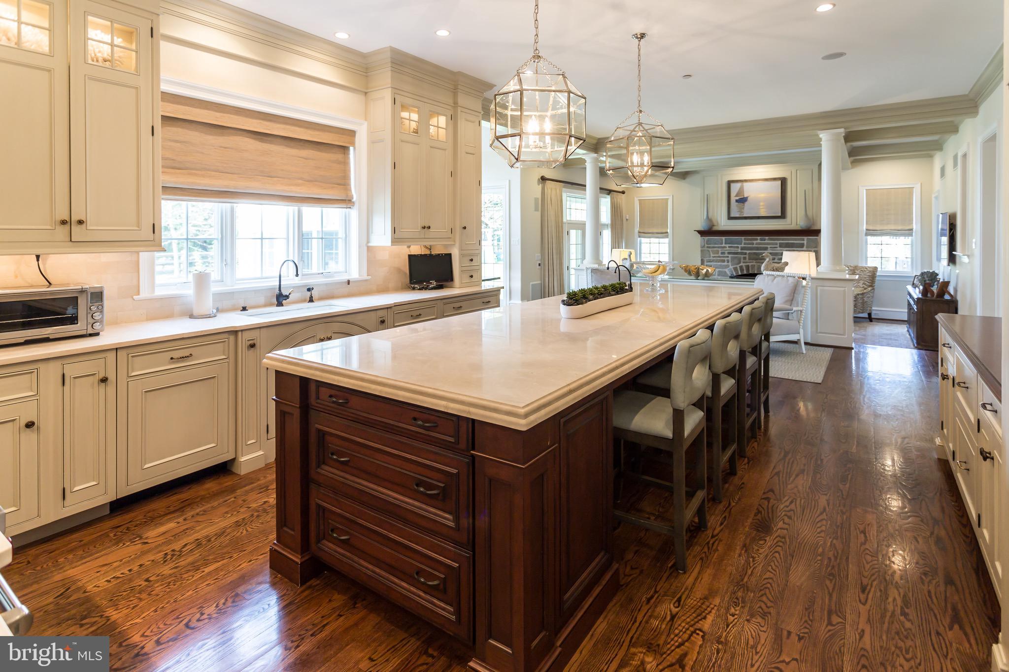 WHITE HORSE - Residential