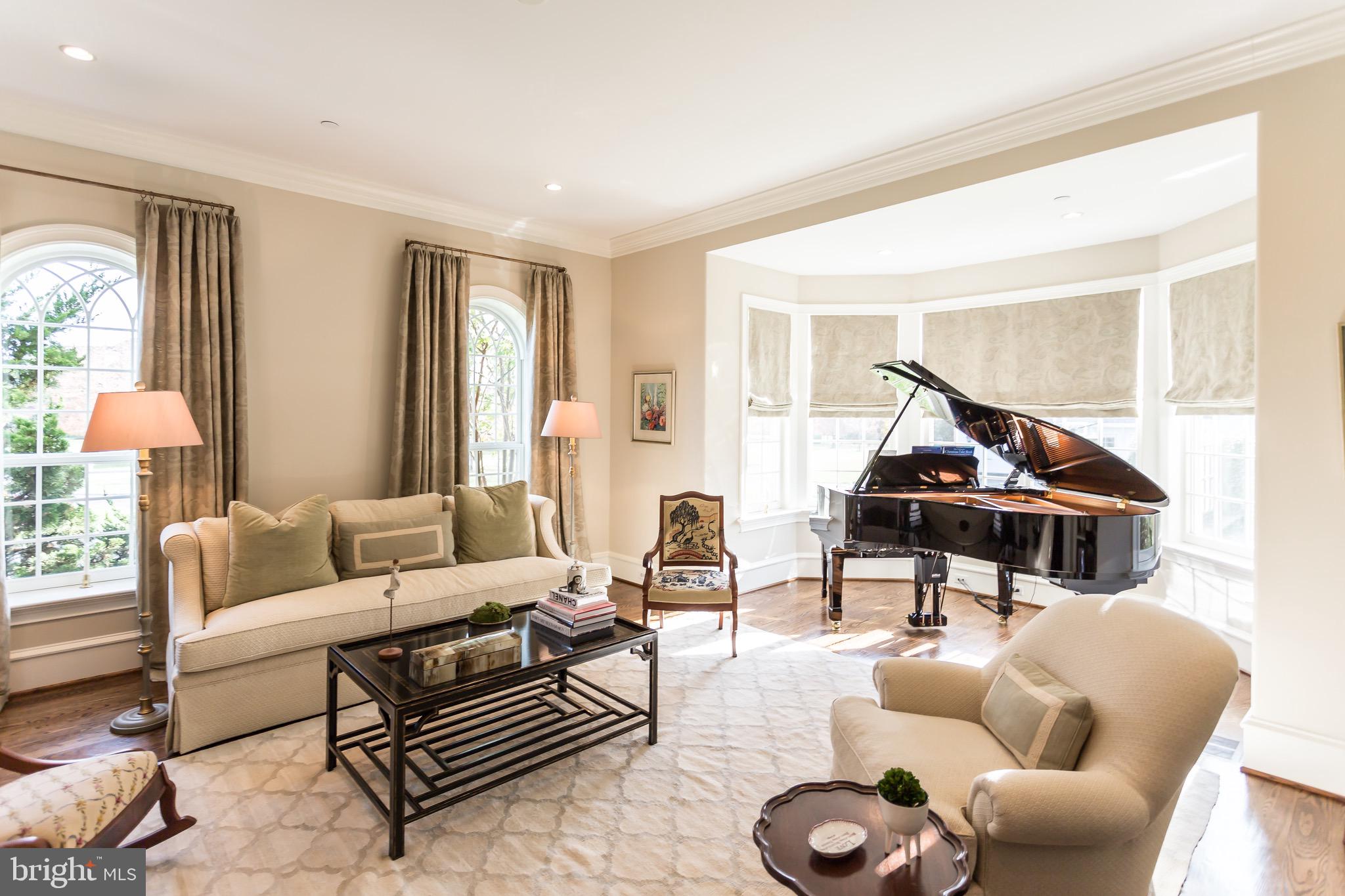 WHITE HORSE - Residential