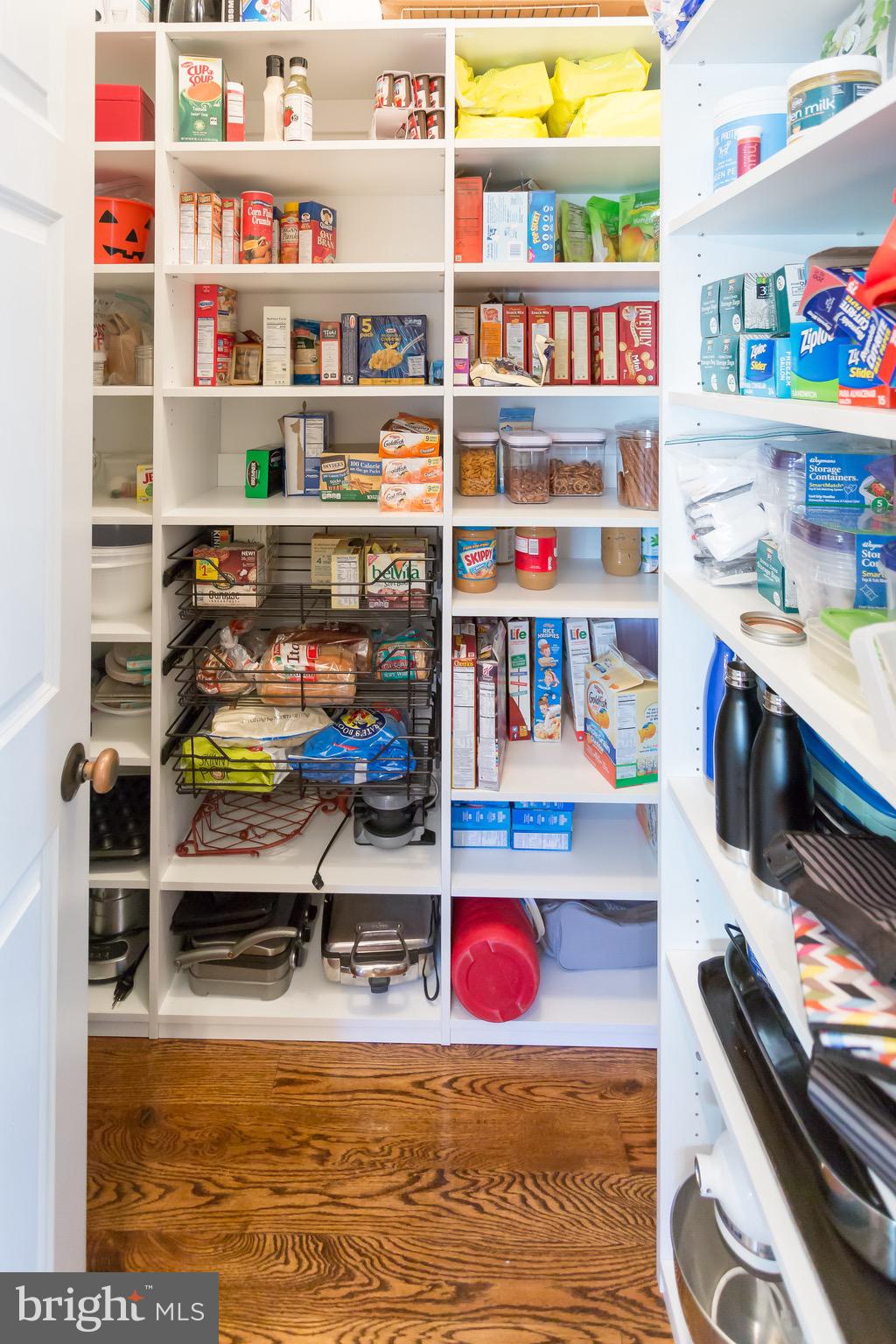 WHITE HORSE - Residential