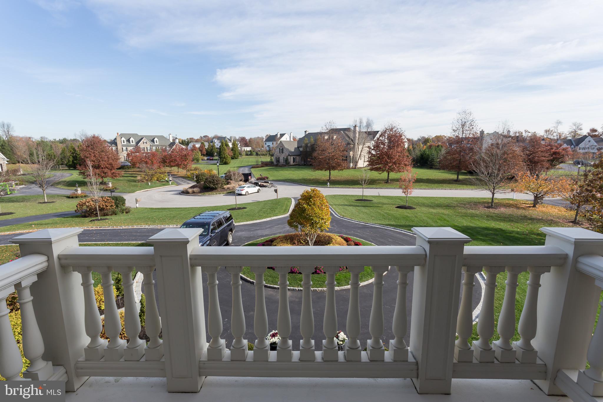 WHITE HORSE - Residential