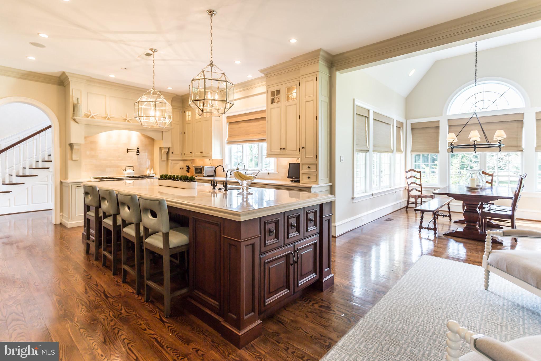 WHITE HORSE - Residential