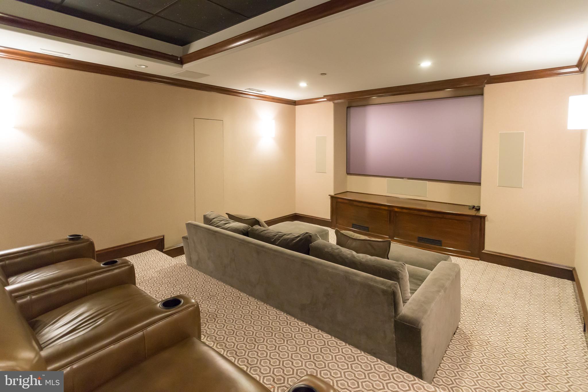 WHITE HORSE - Residential