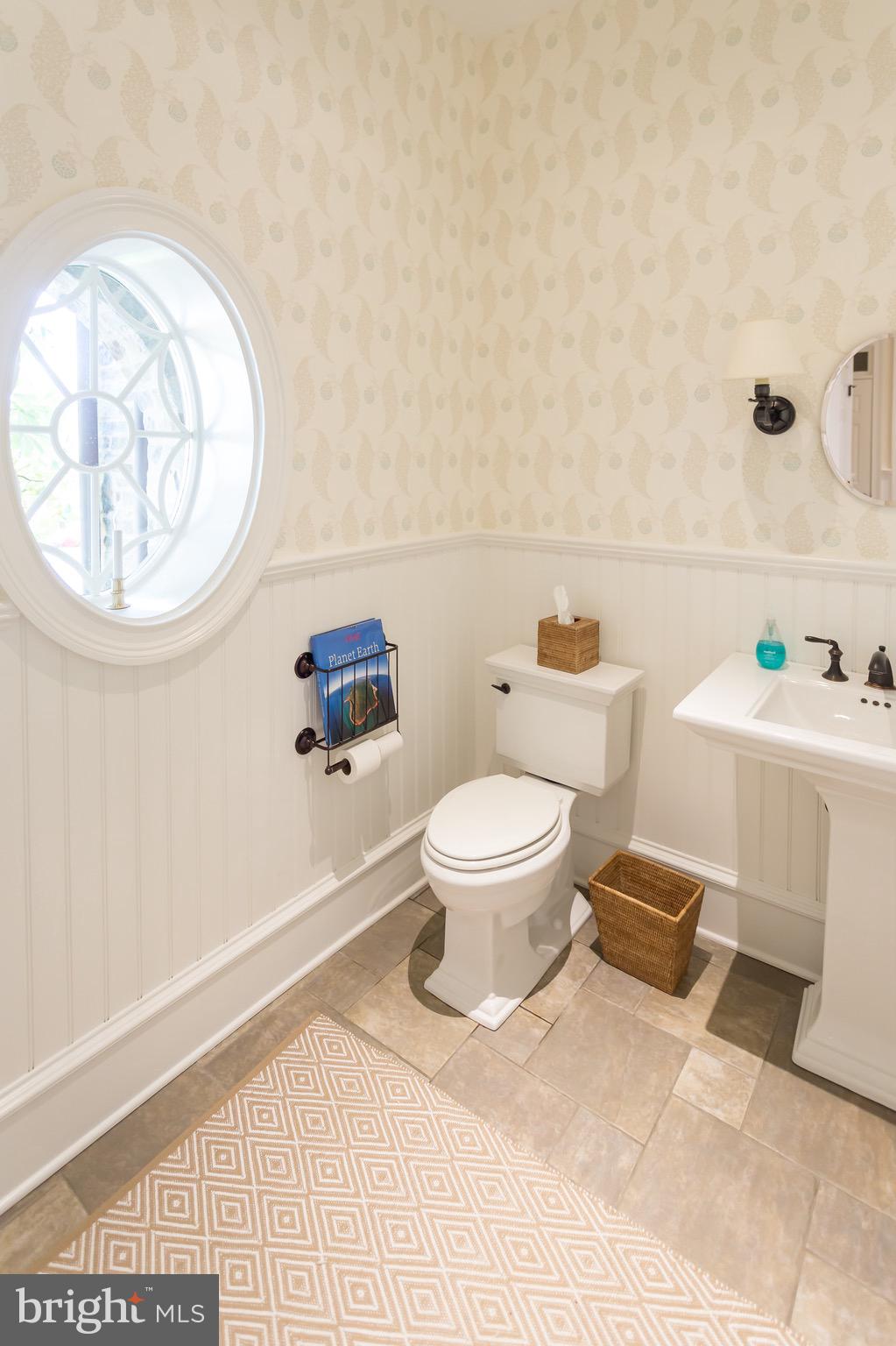 WHITE HORSE - Residential