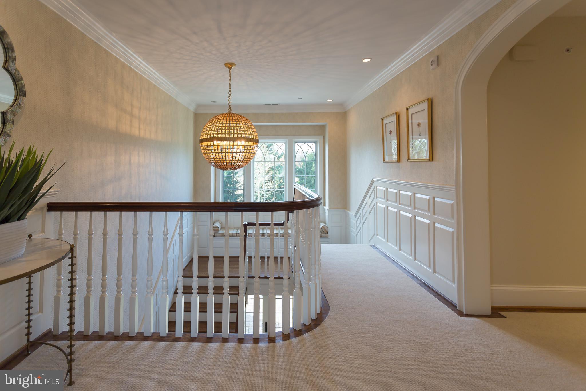 WHITE HORSE - Residential