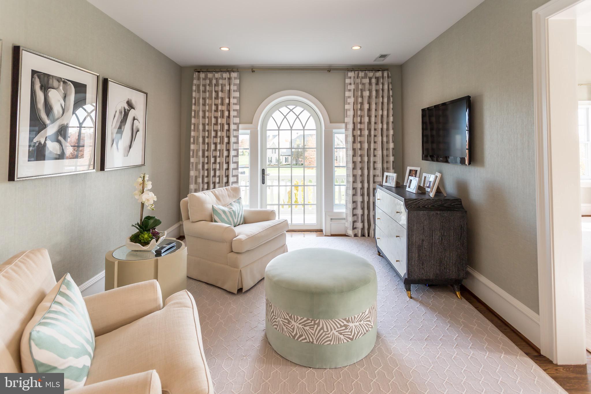 WHITE HORSE - Residential