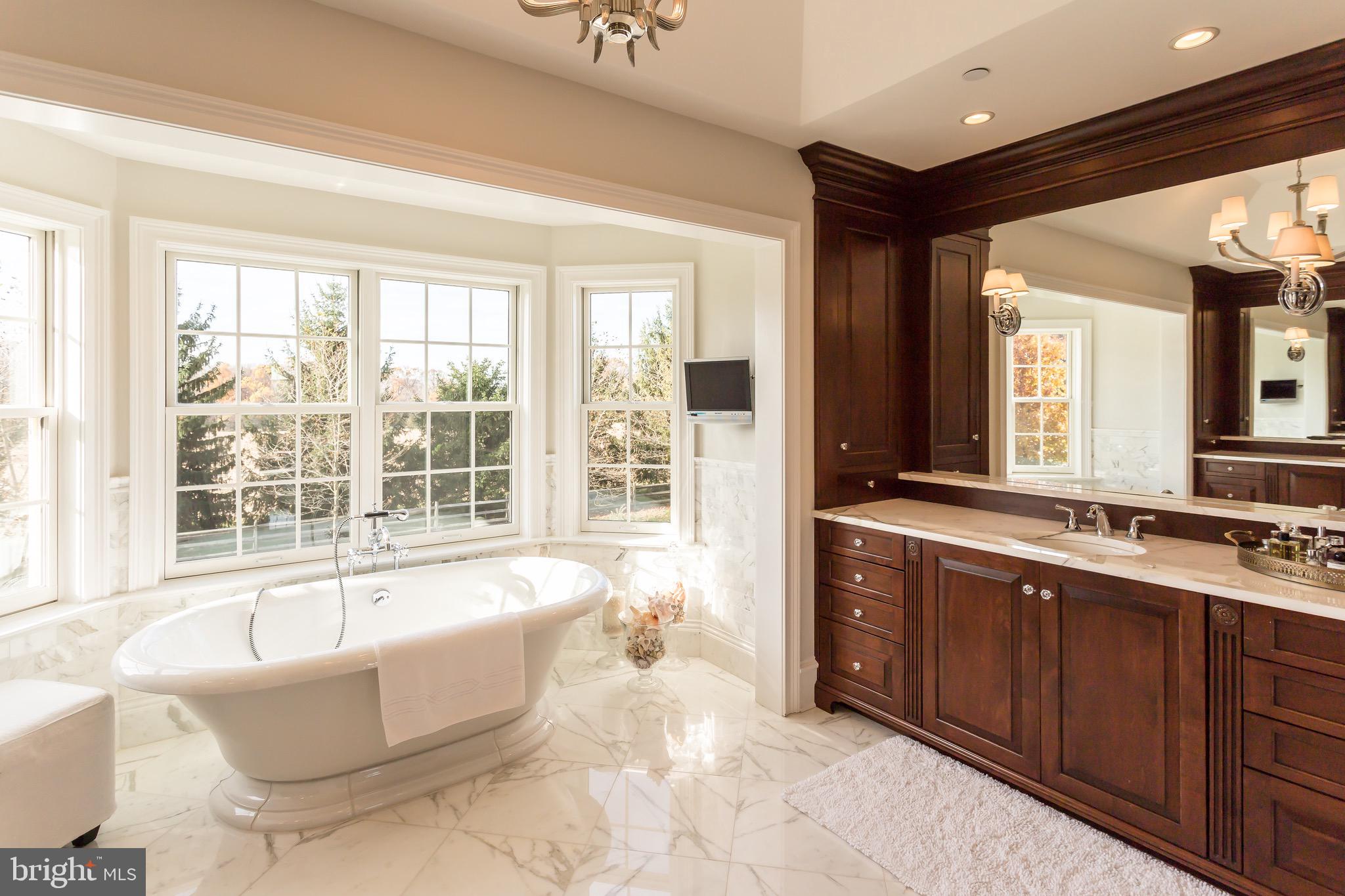 WHITE HORSE - Residential