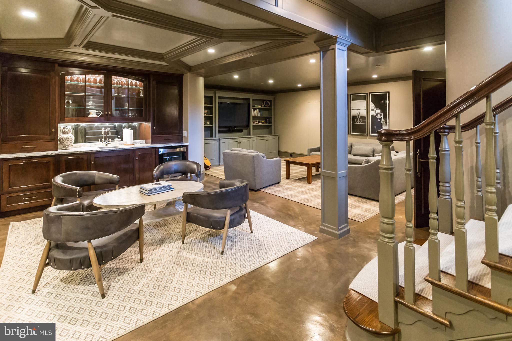 WHITE HORSE - Residential