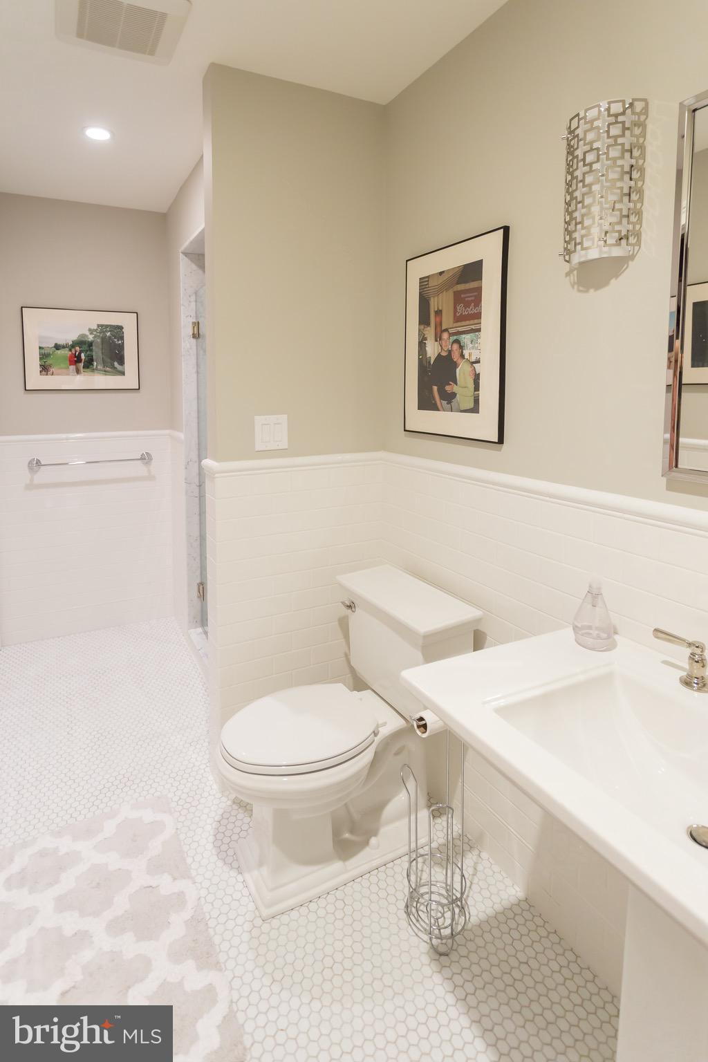 WHITE HORSE - Residential