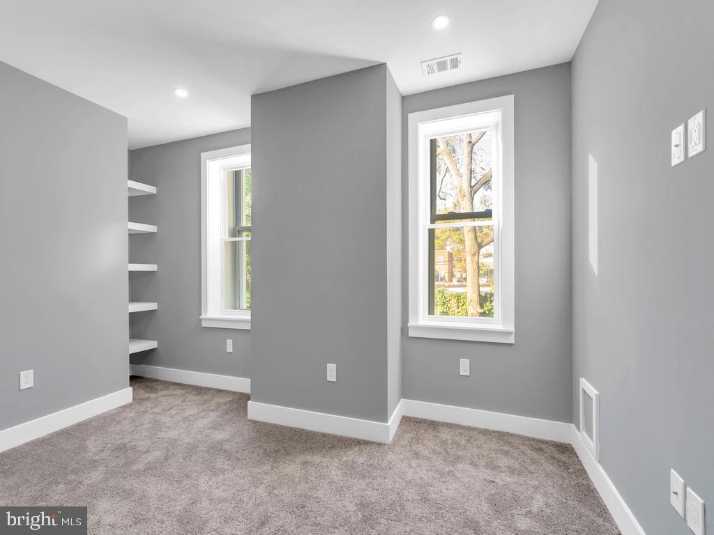 IRVINGTON - Residential