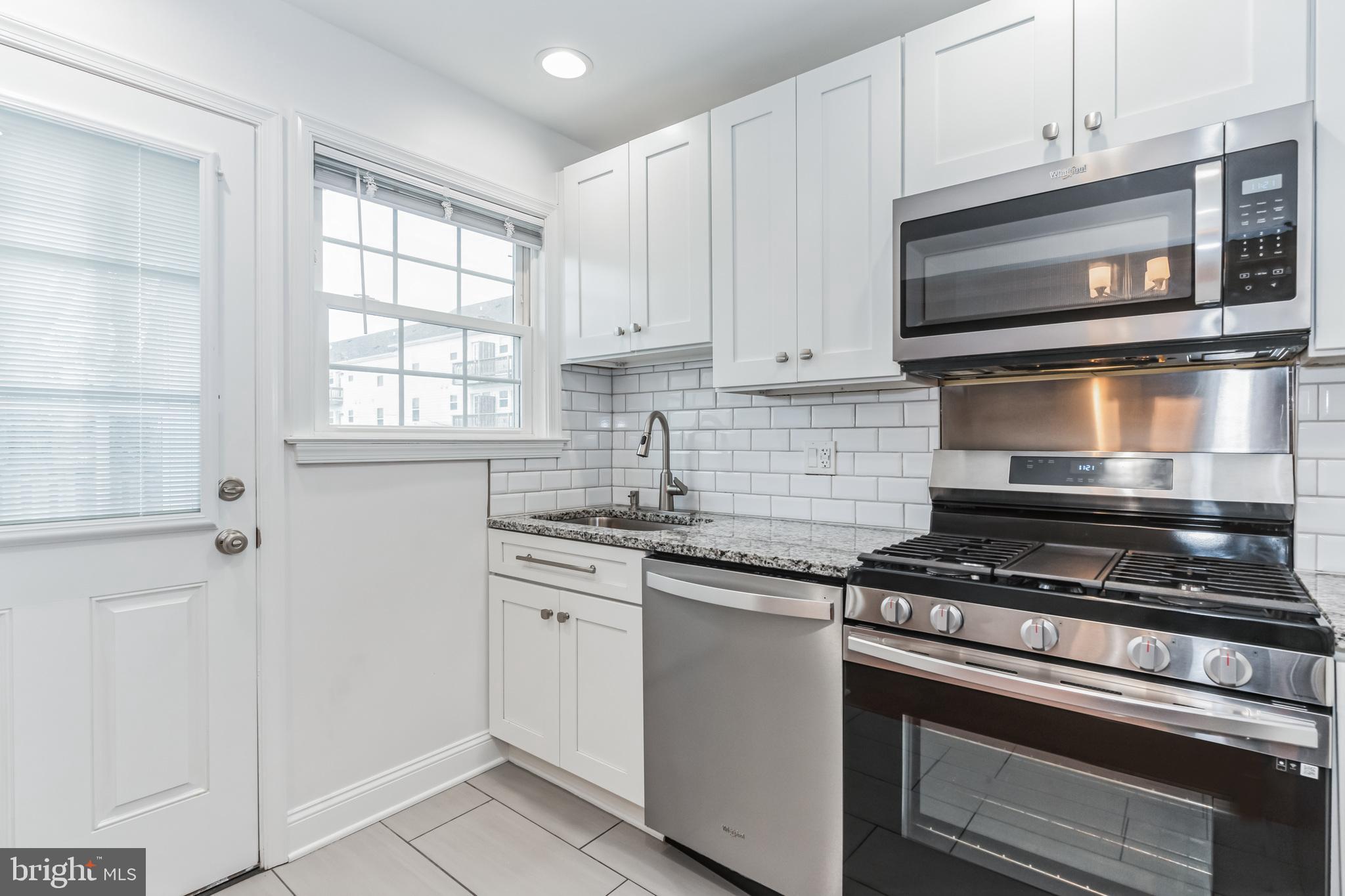 LAUREL GARDENS - Residential