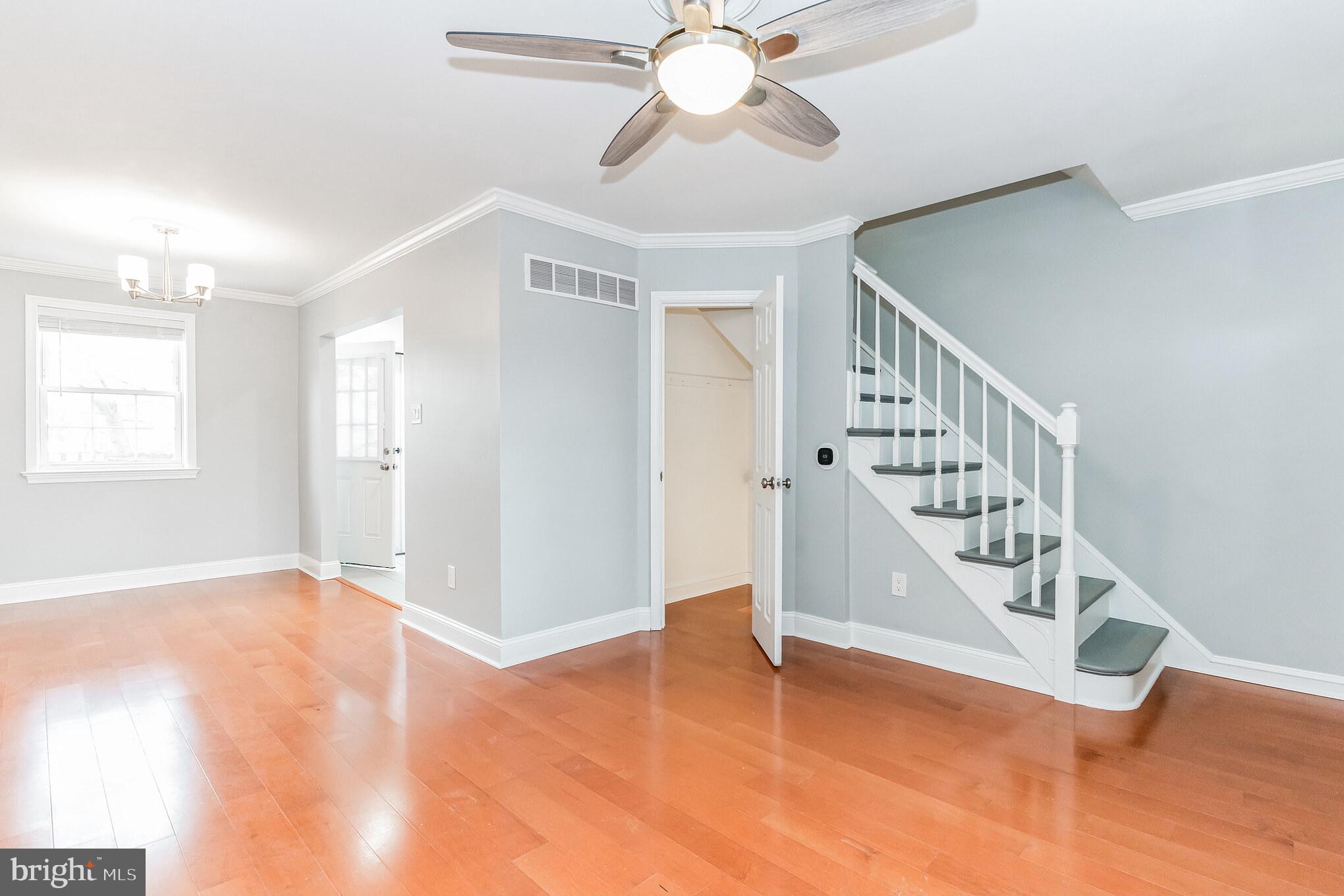 LAUREL GARDENS - Residential