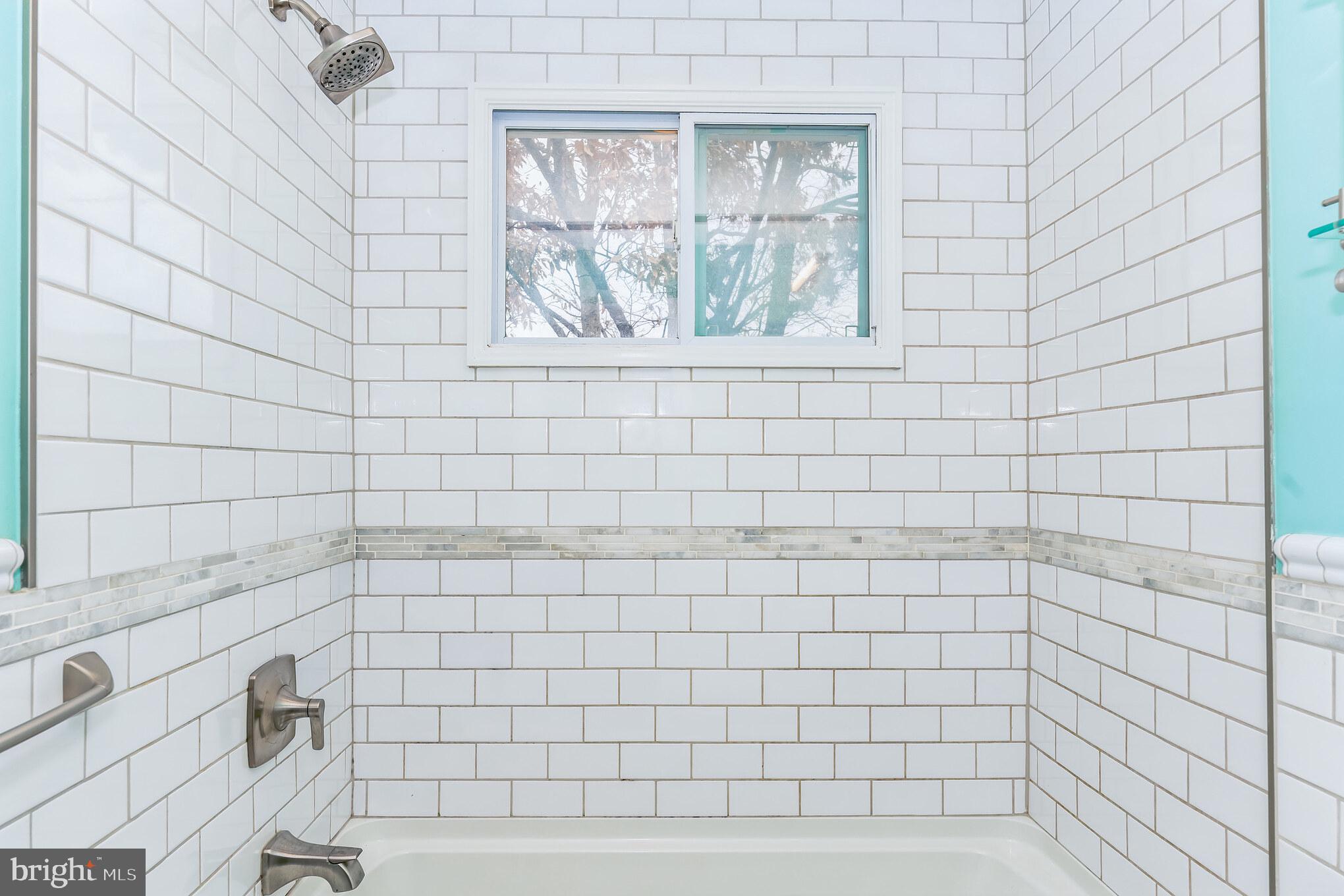 LAUREL GARDENS - Residential