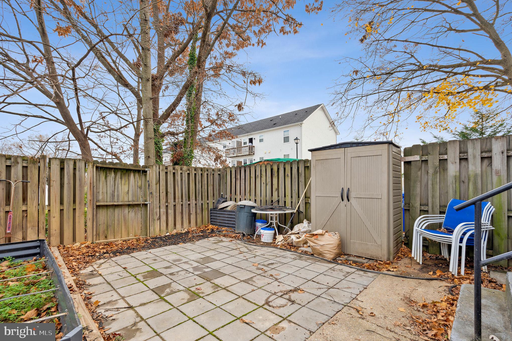 LAUREL GARDENS - Residential