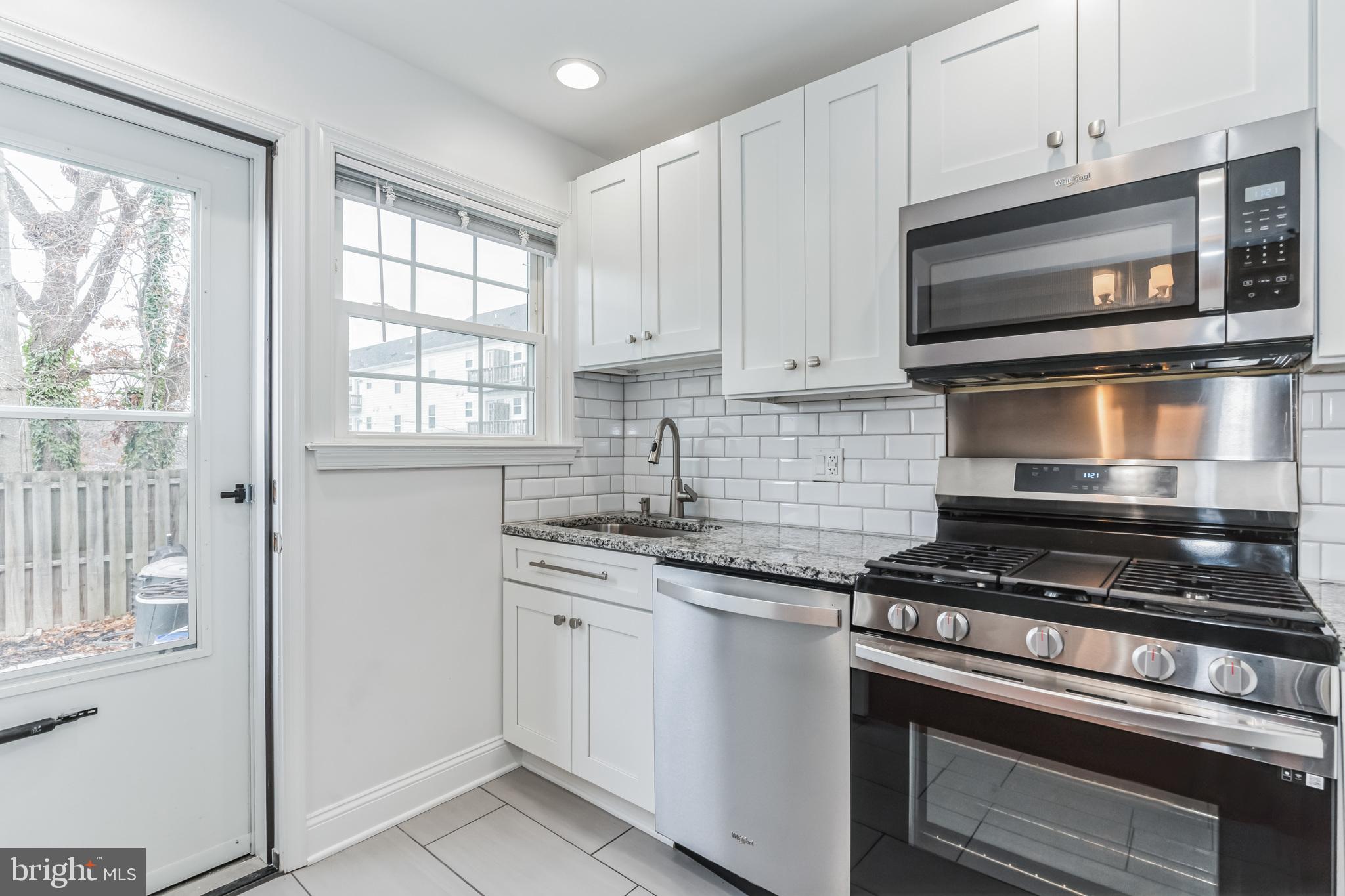 LAUREL GARDENS - Residential