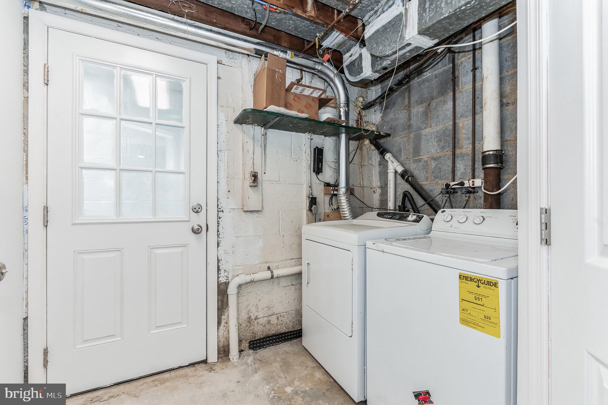 LAUREL GARDENS - Residential