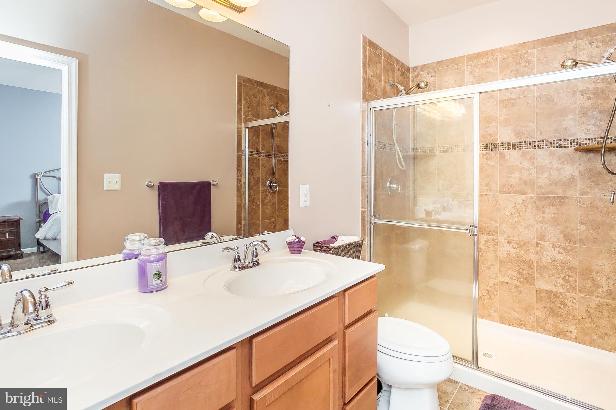 HOWARD SQUARE - Residential Lease