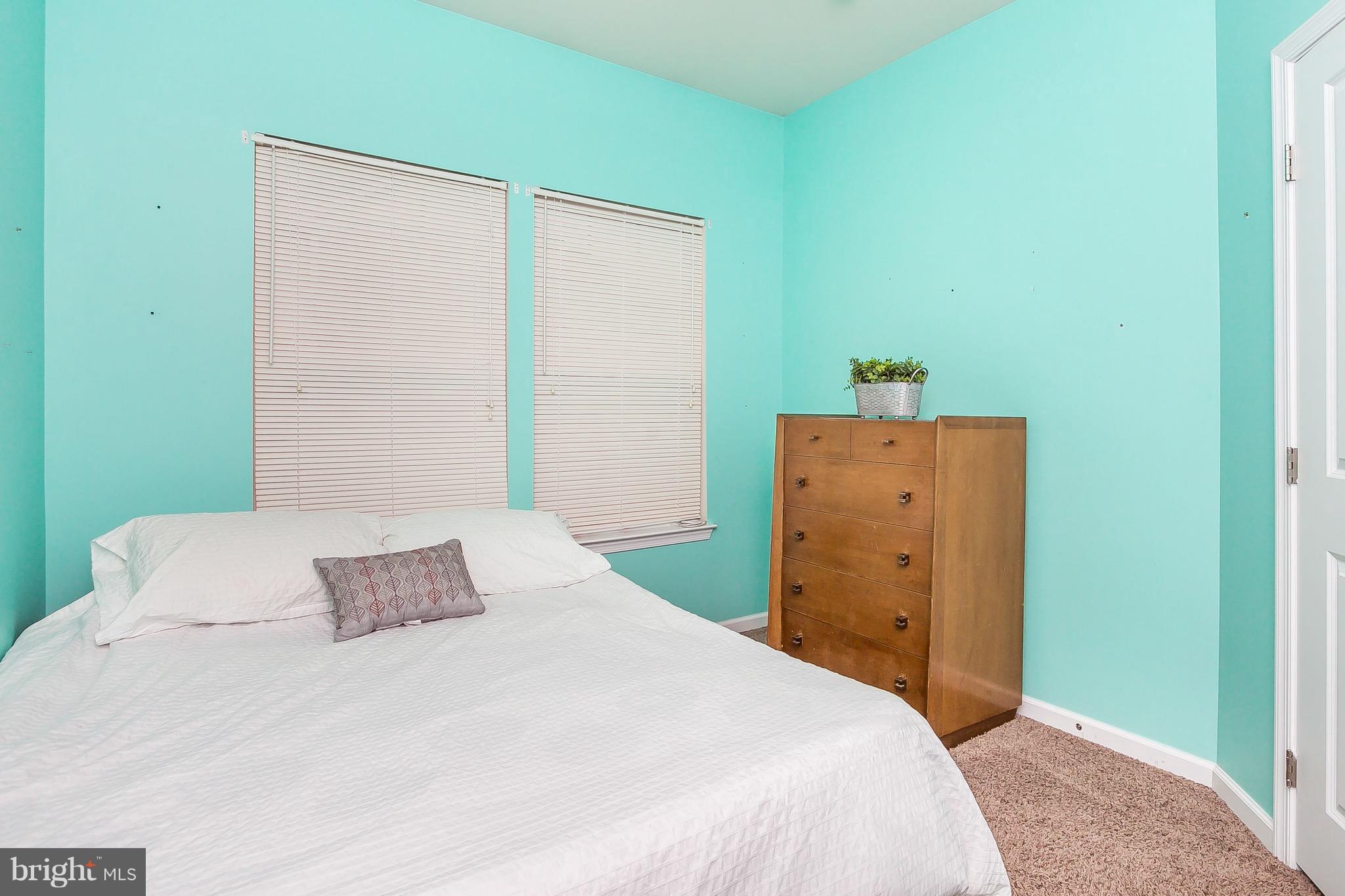 HOWARD SQUARE - Residential Lease