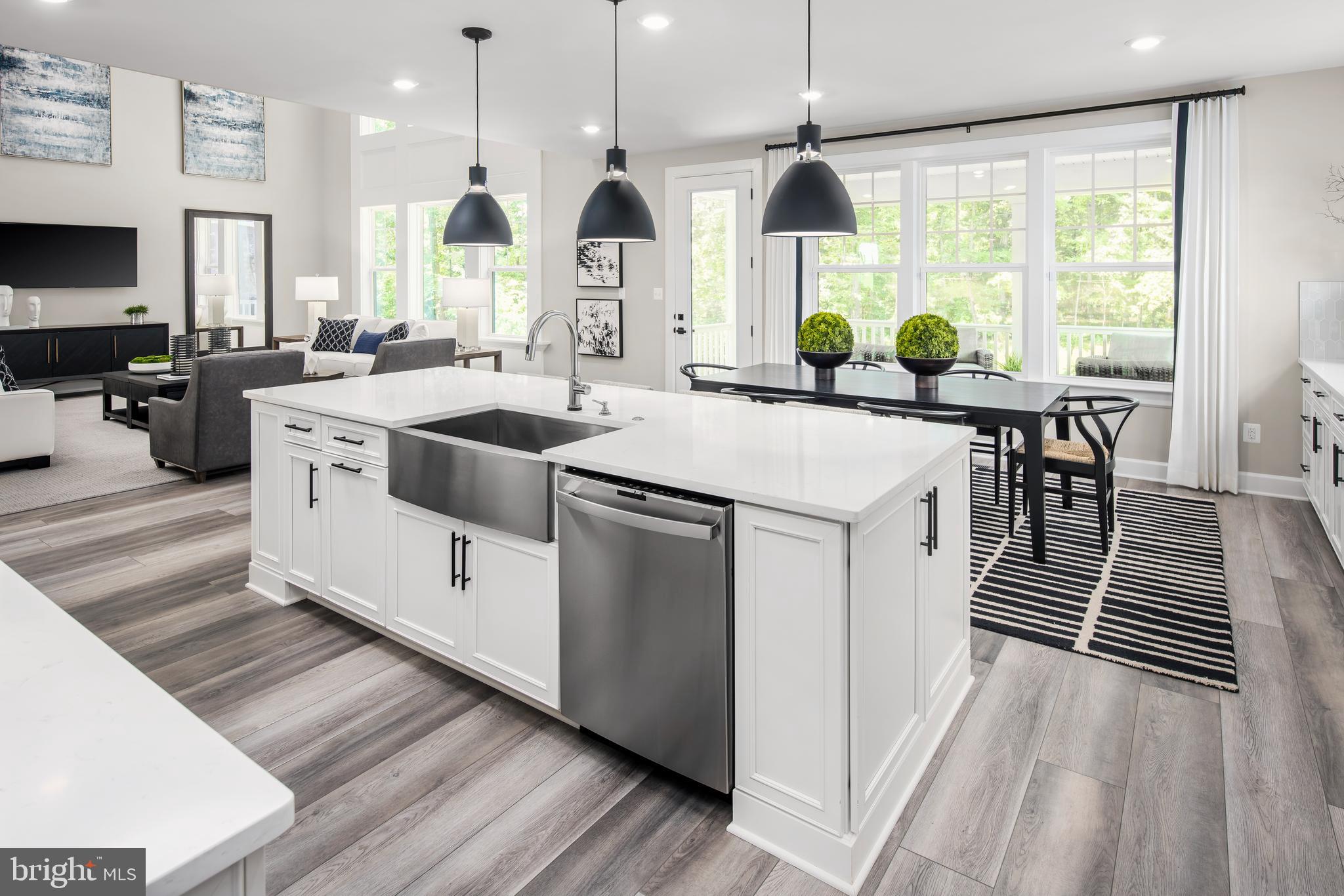 TWO RIVERS - Residential