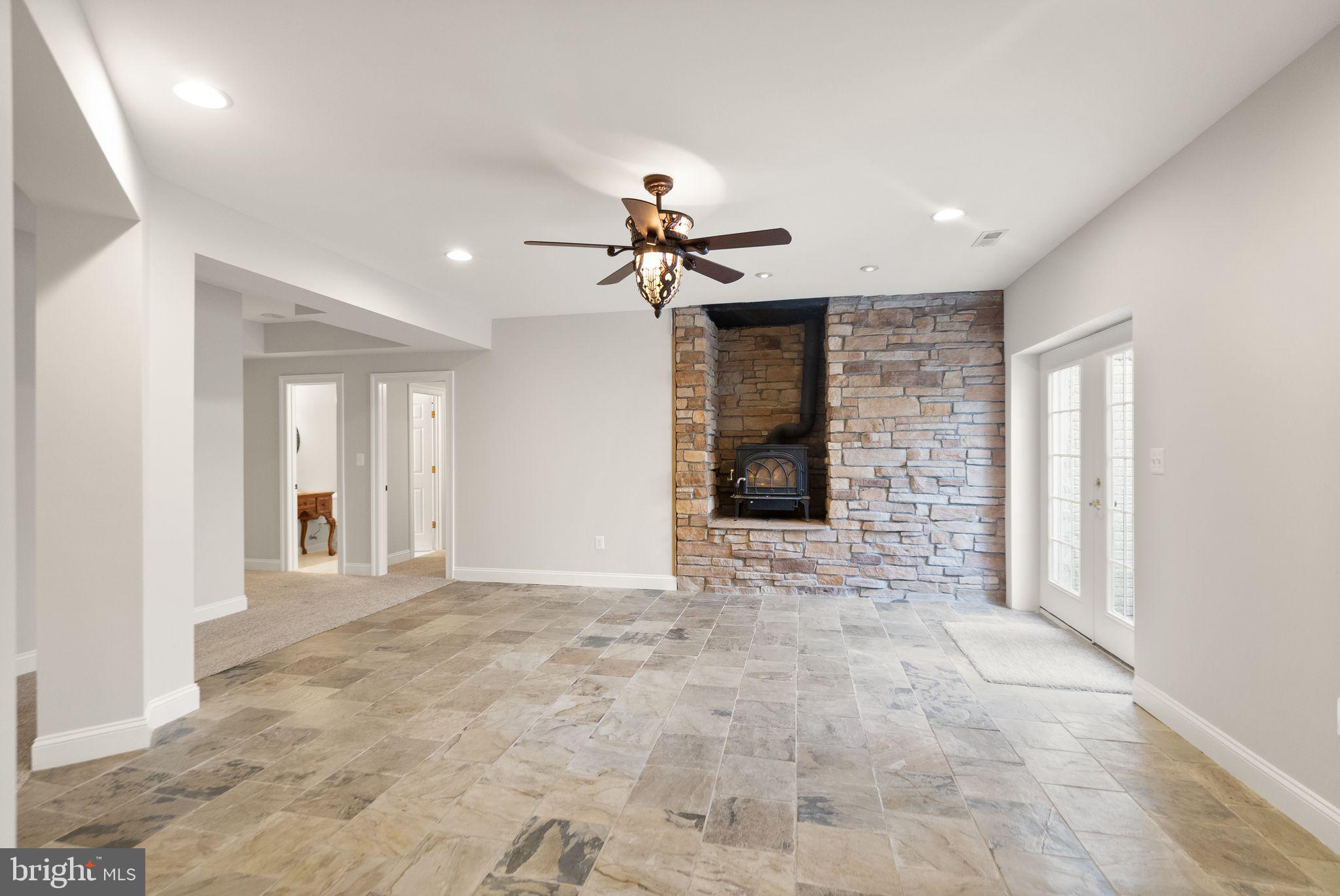 HAMILTON - Residential